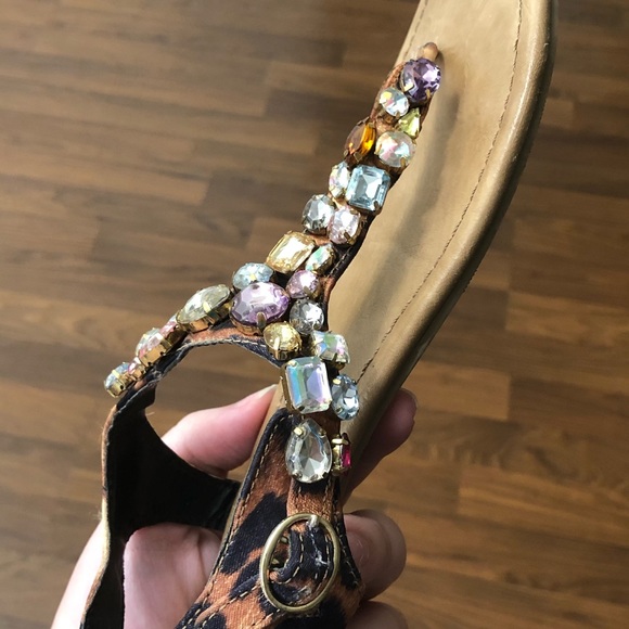 7.5 cheetah soda flats/sandals - Picture 9 of 9